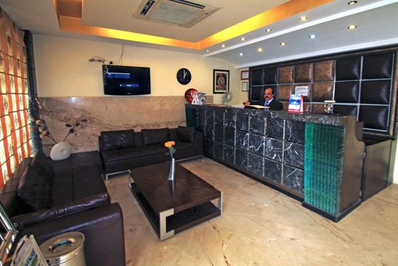 Hotel Kingston Park - Karol Bagh Delhi Екстериор снимка